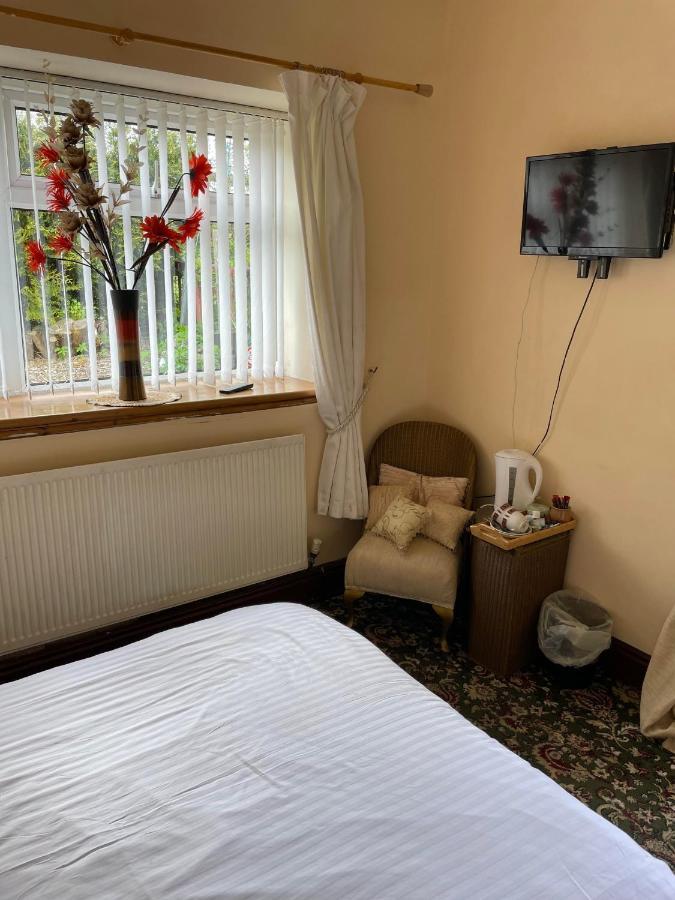 Prince Of Wales Inn Rhymney Екстериор снимка